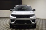 New 2025 Jeep Grand Cherokee Summit image 4