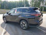 New 2025 Toyota Highlander XLE image 4