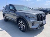 Used 2025 Ford Explorer ST-Line image 3