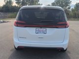 New 2026 Chrysler Pacifica Select image 4