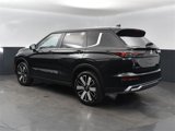 New 2025 Mitsubishi Outlander SE image 3