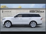 New 2025 Lincoln Navigator Reserve image 3