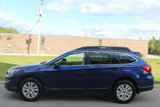 Used 2017 Subaru Outback 2.5i Premium image 2