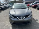 Used 2018 Nissan Rogue Sport SL w/ SL Premium Package image 2