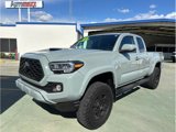 Used 2022 Toyota Tacoma TRD Sport image 2