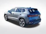 New 2025 Volkswagen Taos SE image 4