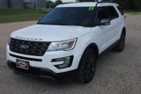 Used 2017 Ford Explorer XLT w/ Equipment Group 202A image 2