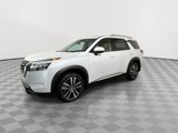 New 2025 Nissan Pathfinder Platinum image 4