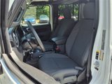 Used 2025 Jeep Gladiator Sport image 3