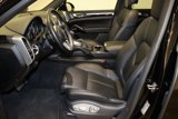 Used 2017 Porsche Cayenne S image 4