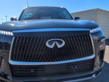 New 2025 INFINITI QX80 Luxe image 2