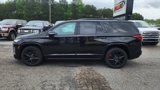 Used 2022 Chevrolet Traverse Premier w/ Redline Edition image 2