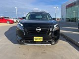 New 2025 Nissan Pathfinder SL w/ SL Premium Package image 2