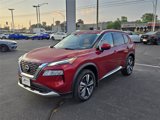 Used 2023 Nissan Rogue Platinum w/ Platinum Premium Package image 2