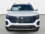 New 2025 Volkswagen Atlas SE image 2