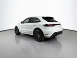 Used 2025 Porsche Macan image 3