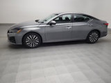 Used 2023 Nissan Altima 2.5 SV image 2
