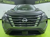 Used 2024 Nissan Rogue SV image 3
