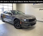 Used 2023 Dodge Charger SXT w/ Blacktop Package image 2