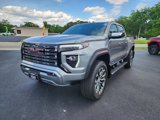 Used 2024 GMC Canyon Denali image 2