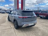 New 2025 Nissan Pathfinder SL image 4