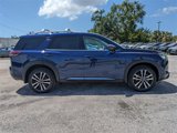 New 2025 Nissan Pathfinder Platinum image 4