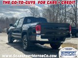 Used 2018 Toyota Tacoma TRD Off-Road image 3