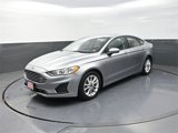 Used 2020 Ford Fusion SE image 3
