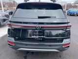 New 2025 Volkswagen Taos SE image 3