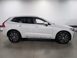 Used 2022 Volvo XC60 T8 Inscription w/ Advanced Package image 2