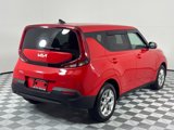 Used 2022 Kia Soul LX w/ Technology Package image 5