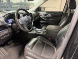 Used 2021 Chevrolet Traverse LT w/ LT Premium Package image 4