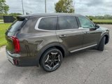 Used 2023 Kia Telluride S w/ S Sunroof Package image 2