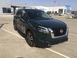New 2025 Nissan Pathfinder Platinum image 3