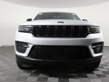 New 2025 Jeep Grand Cherokee Laredo image 2