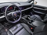 Certified 2025 Porsche Cayenne image 4