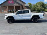 Used 2019 Toyota Tacoma TRD Pro image 2