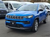 Used 2023 Jeep Compass Latitude image 3