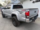 Used 2020 Toyota Tacoma TRD Off-Road image 3