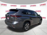 Used 2024 Toyota Highlander LE image 3