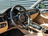 Used 2025 Porsche Macan image 4