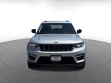 Used 2024 Jeep Grand Cherokee Limited image 4