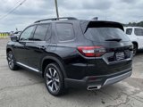 New 2025 Honda Pilot Touring image 3