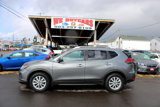 Used 2017 Nissan Rogue SV image 3