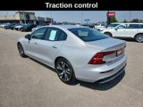 Used 2025 Volvo S60 B5 Core image 3