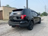 Used 2018 Ford Explorer XLT w/ Equipment Group 202A image 6