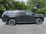 Used 2024 Chevrolet Suburban RST image 4