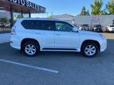 Used 2016 Lexus GX 460 image 2