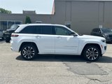 Certified 2022 Jeep Grand Cherokee Overland w/ Luxury Tech Group IV image 2