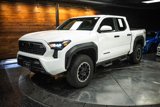 Used 2024 Toyota Tacoma TRD Off-Road image 2